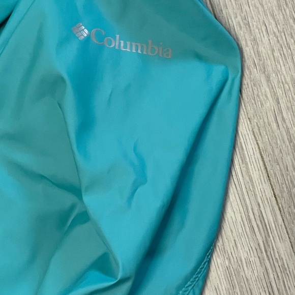 Columbia Women’s detachable hood breathable/Teal Hooded Windbreaker Jacket - Picture 2 of 15